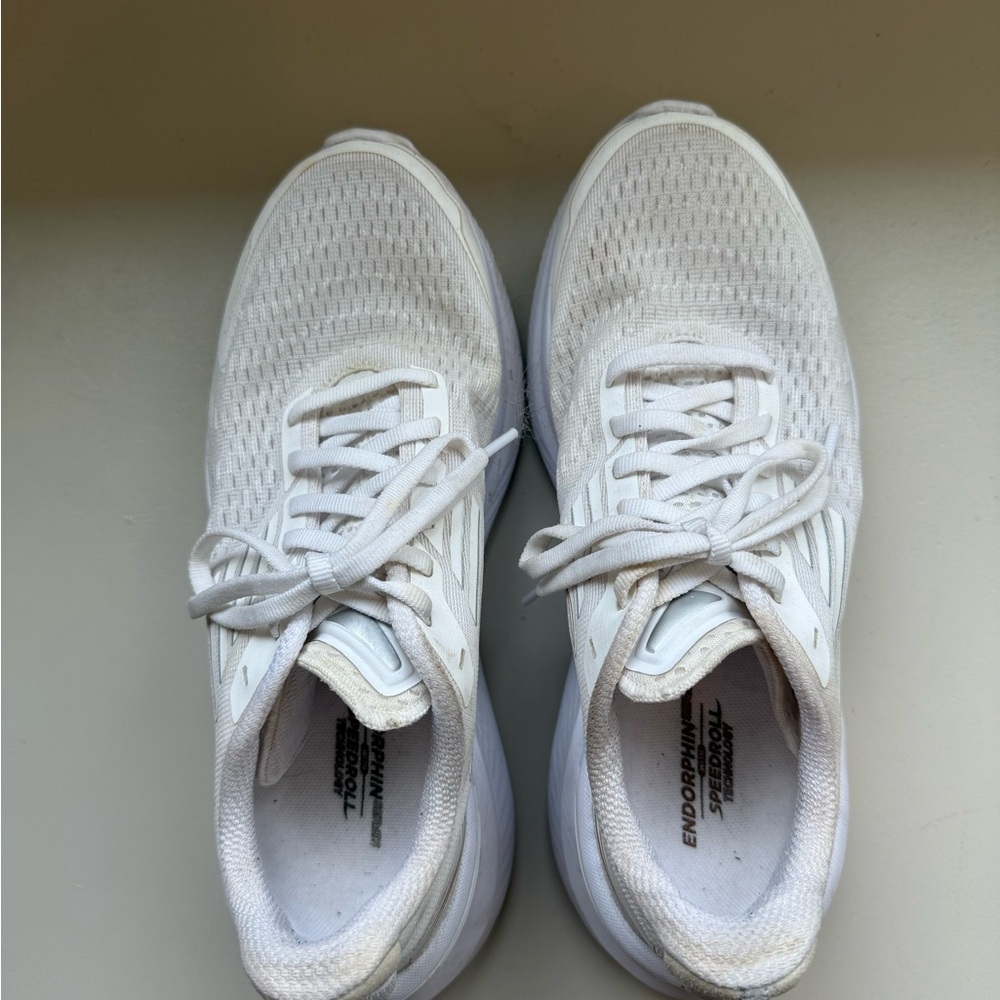 Saucony Endorphin Series Athletic Shoes